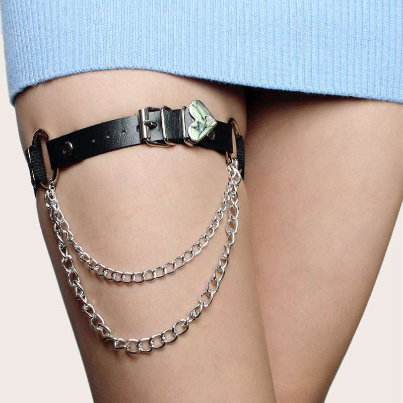 A Sex Heart Chain Elastic Leather Irregular Garter Belt - https://sammyskfootball.com
