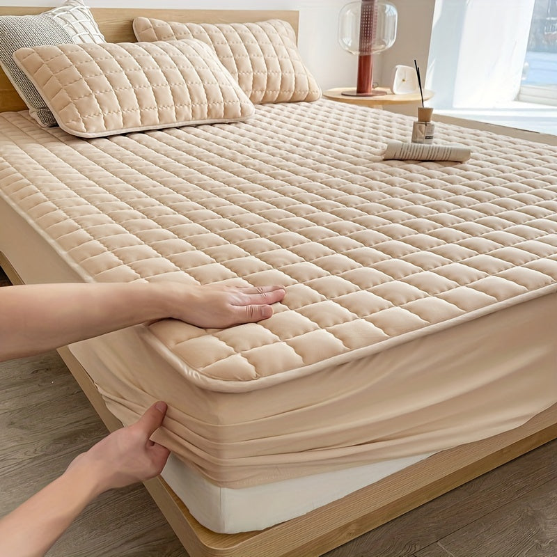 Waterproof Quilted Deep Pocket Mattress Cover - Soft Comfort, Easy Care, Bedroom and Guest Room Essential