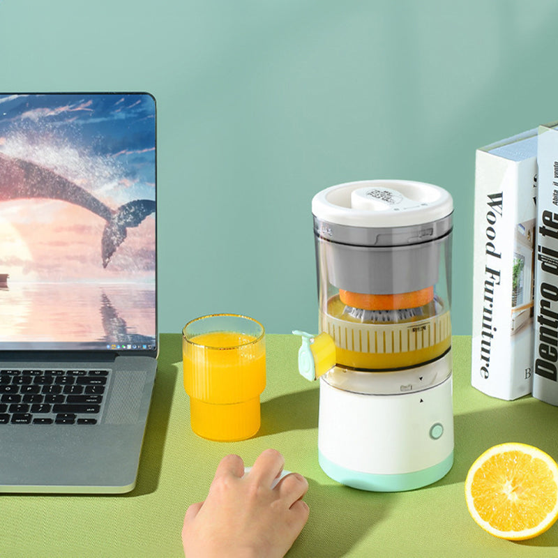 Portable USB Rechargeable Blender & Juicer - Easy Clean, Fruit & Vegetable Drinks