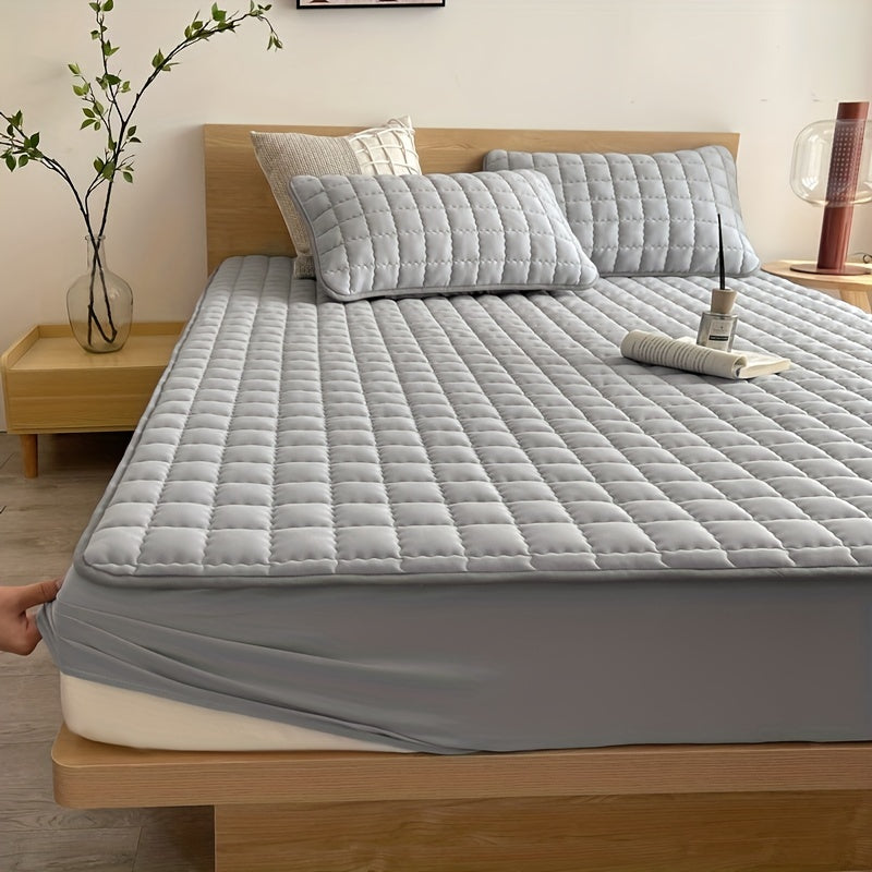 Waterproof Quilted Deep Pocket Mattress Cover - Soft Comfort, Easy Care, Bedroom and Guest Room Essential